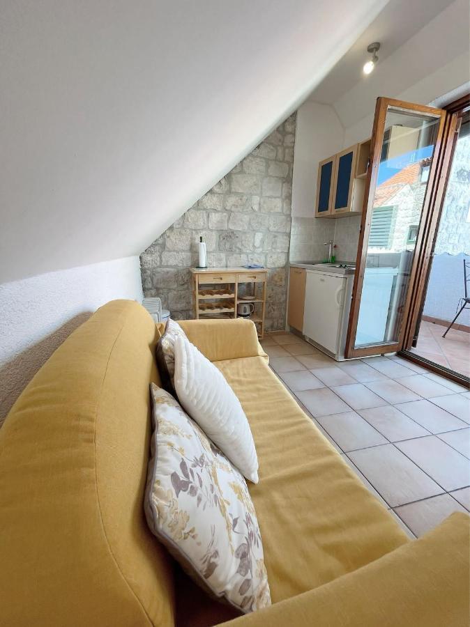 House Ivancic-Free Parking Trogir Exterior foto