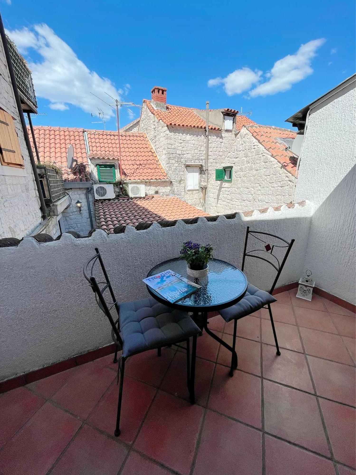 House Ivancic-Free Parking Trogir Quarto foto