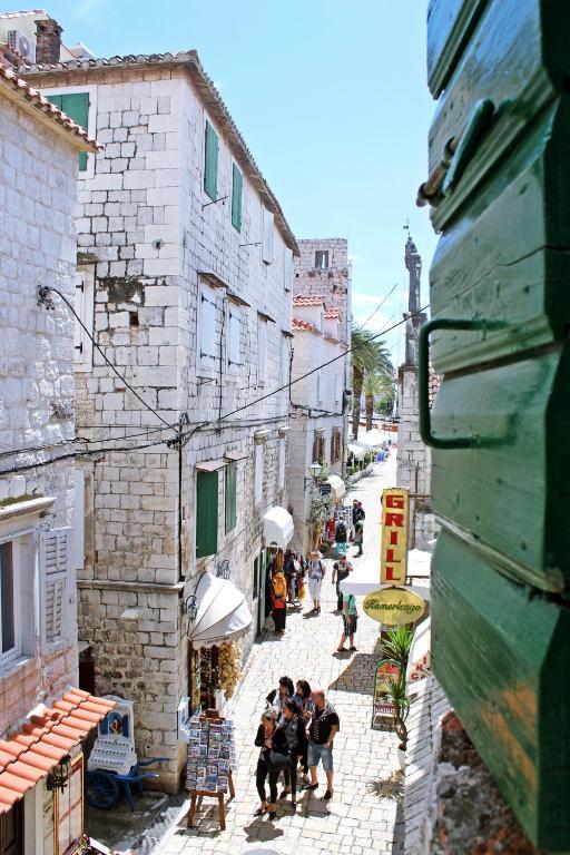 House Ivancic-Free Parking Trogir Quarto foto